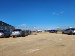 15 Dielmann Drive, Headingley, MB R4H1B8 Photo 6