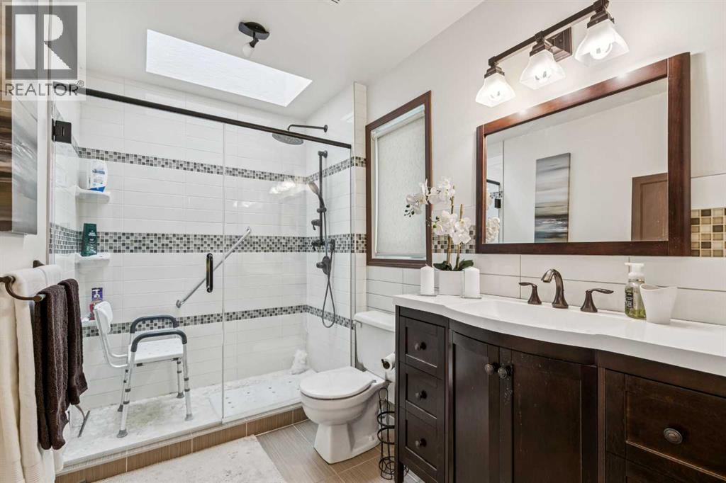 Single Family House for Sale in  MacEwan Ridge View NW MacEwan Glen Calgary 