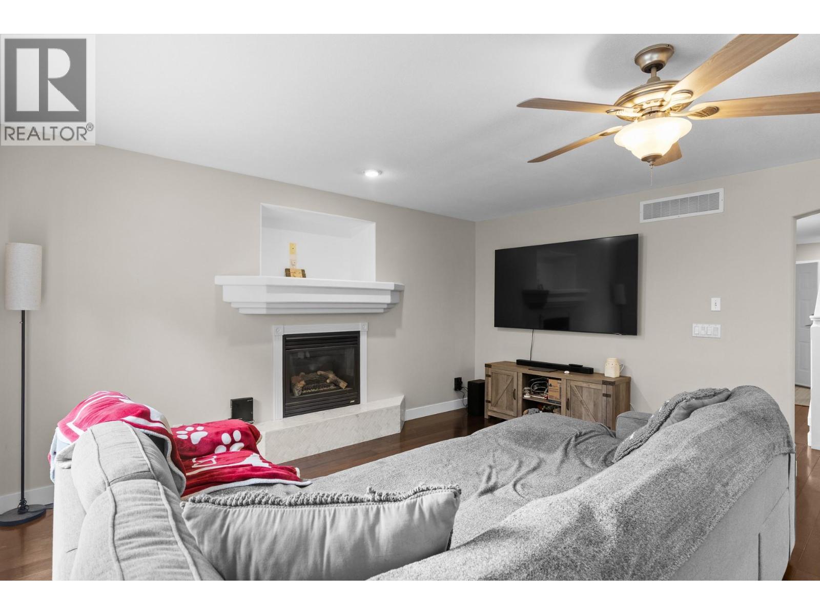 908 Westview Way, West Kelowna