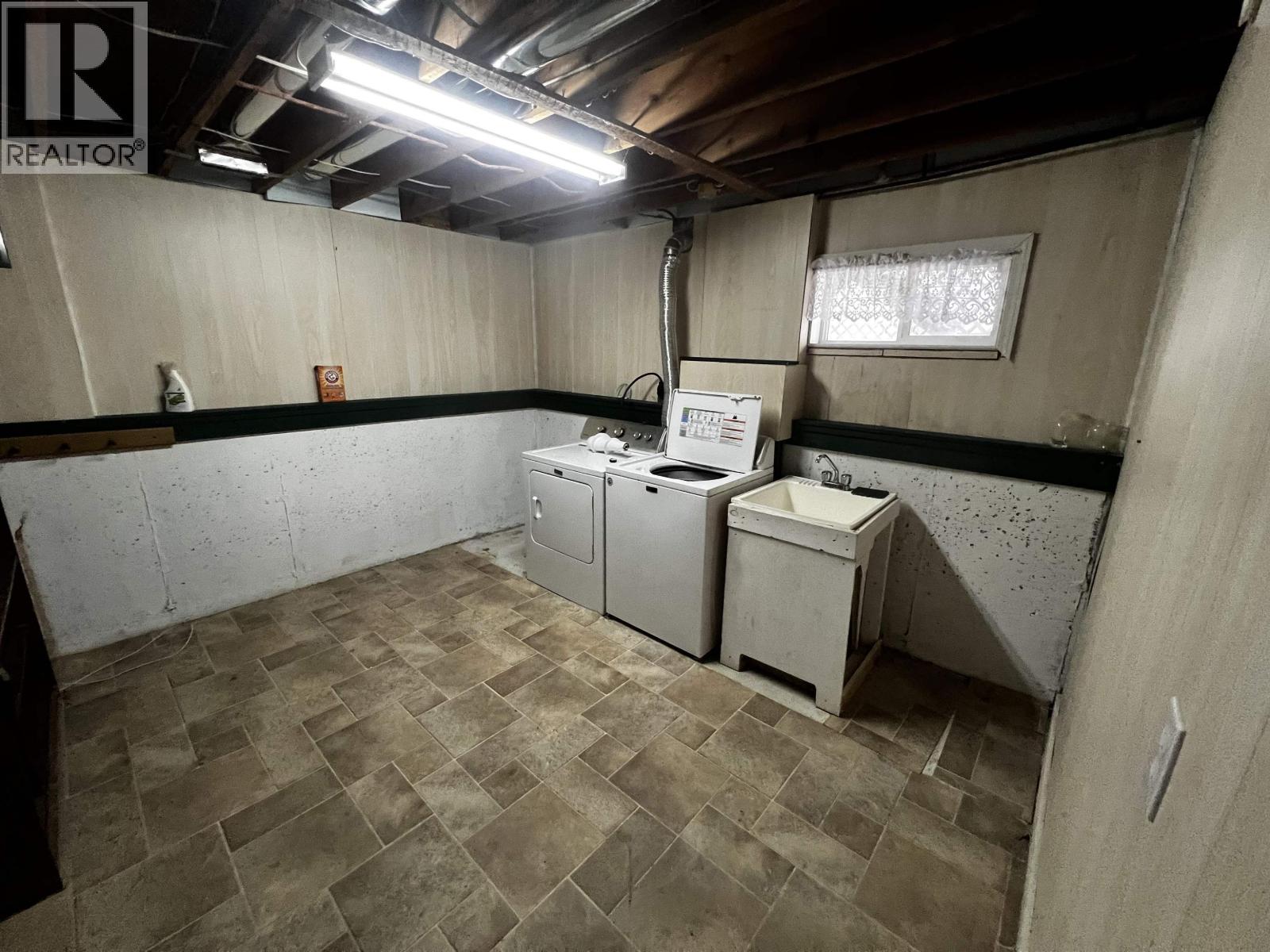 22 REGAN STREET, Granisle