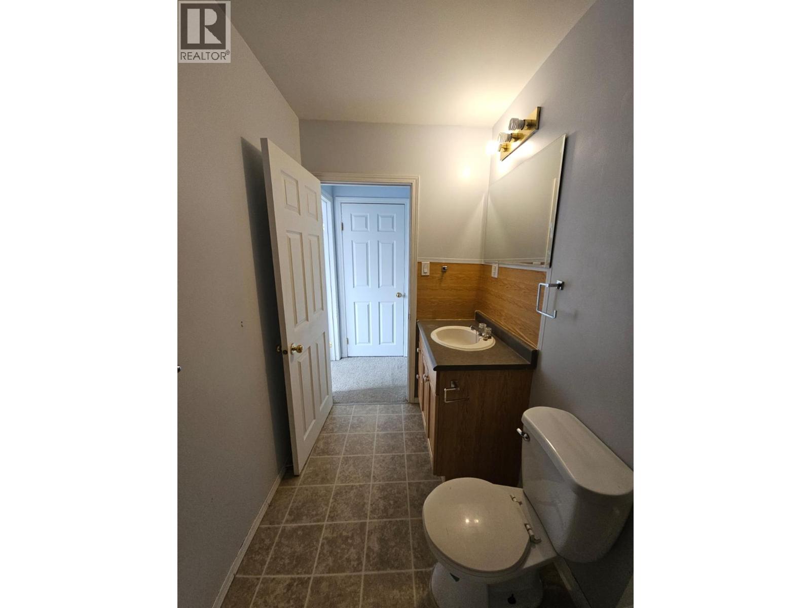 140-5100 53 Street SW, Chetwynd