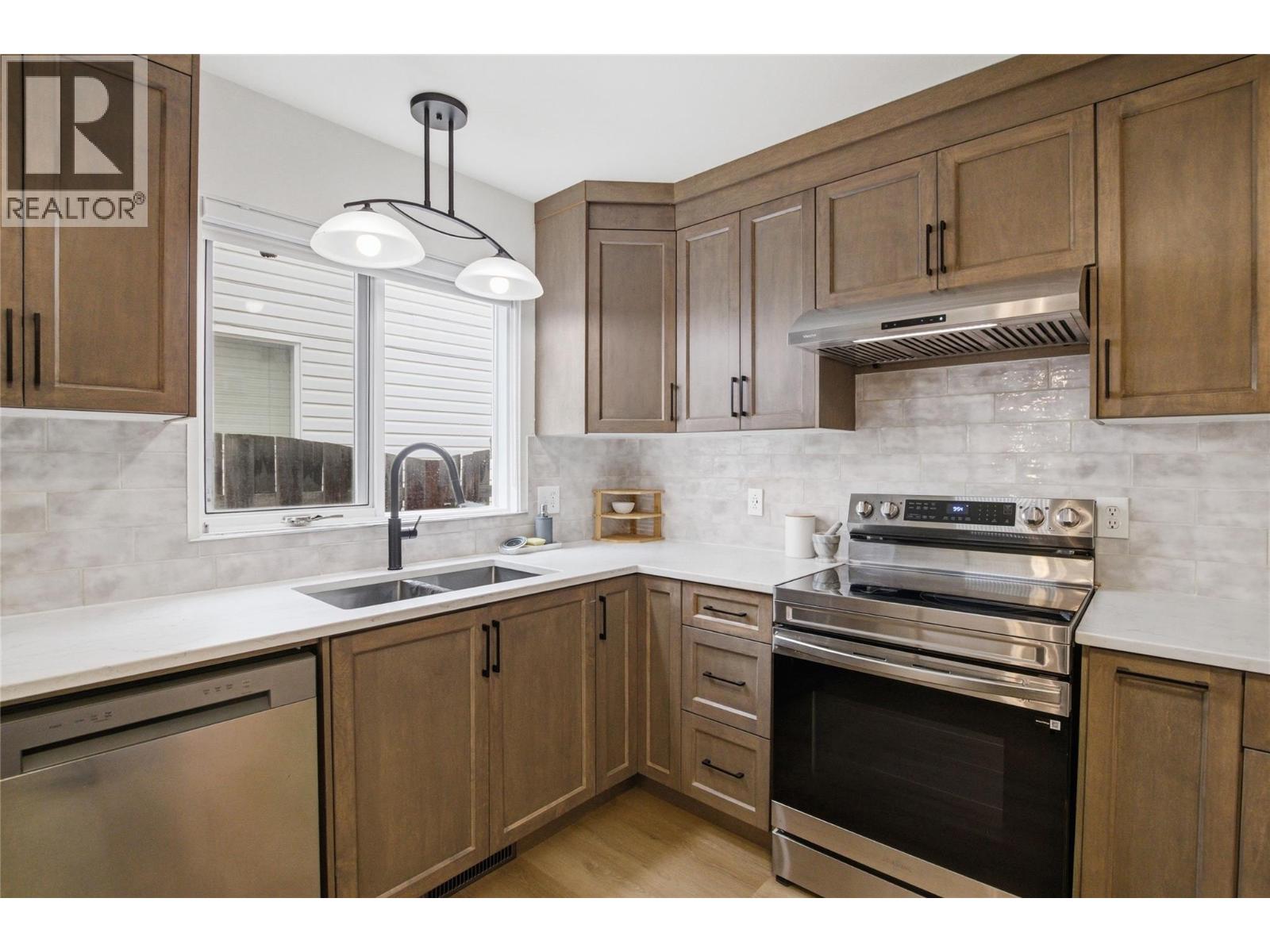 1232 13th Street, Kamloops