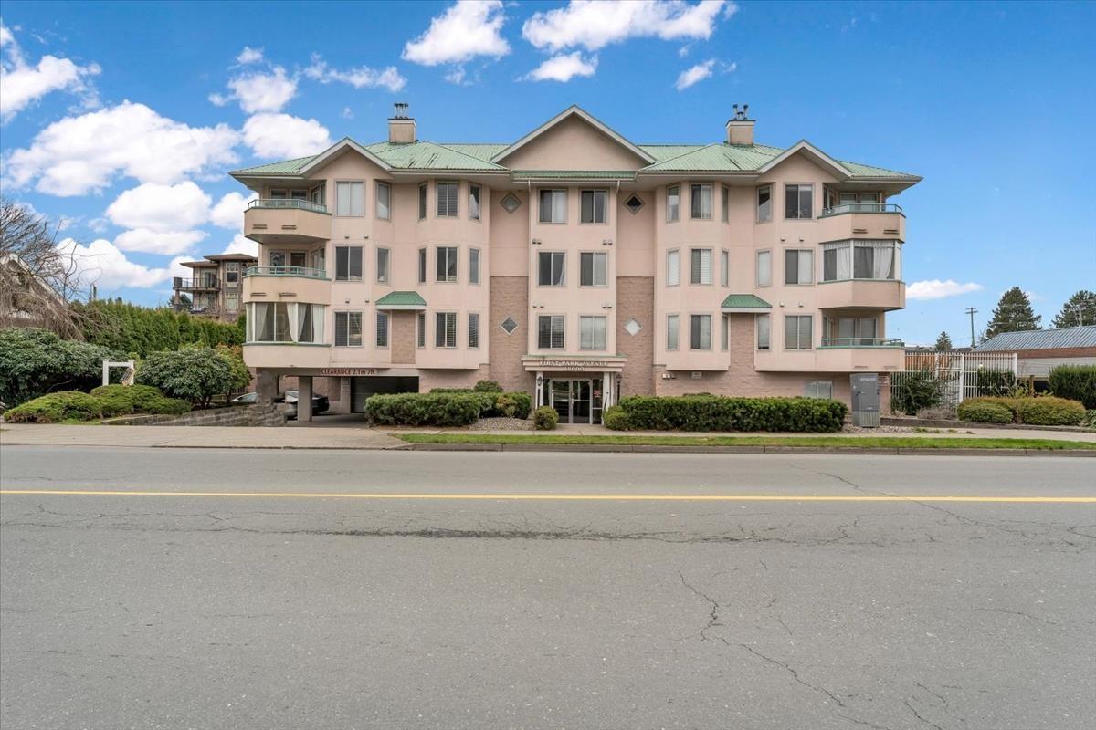 102 46000 FIRST AVENUE, Chilliwack Downtown, Chilliwack
