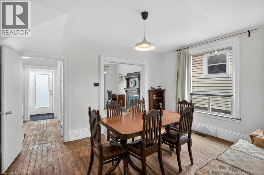 523 CATHARINE Street N - 11