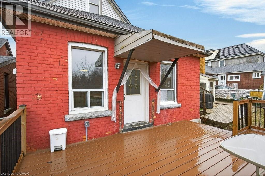 523 CATHARINE Street N - 37