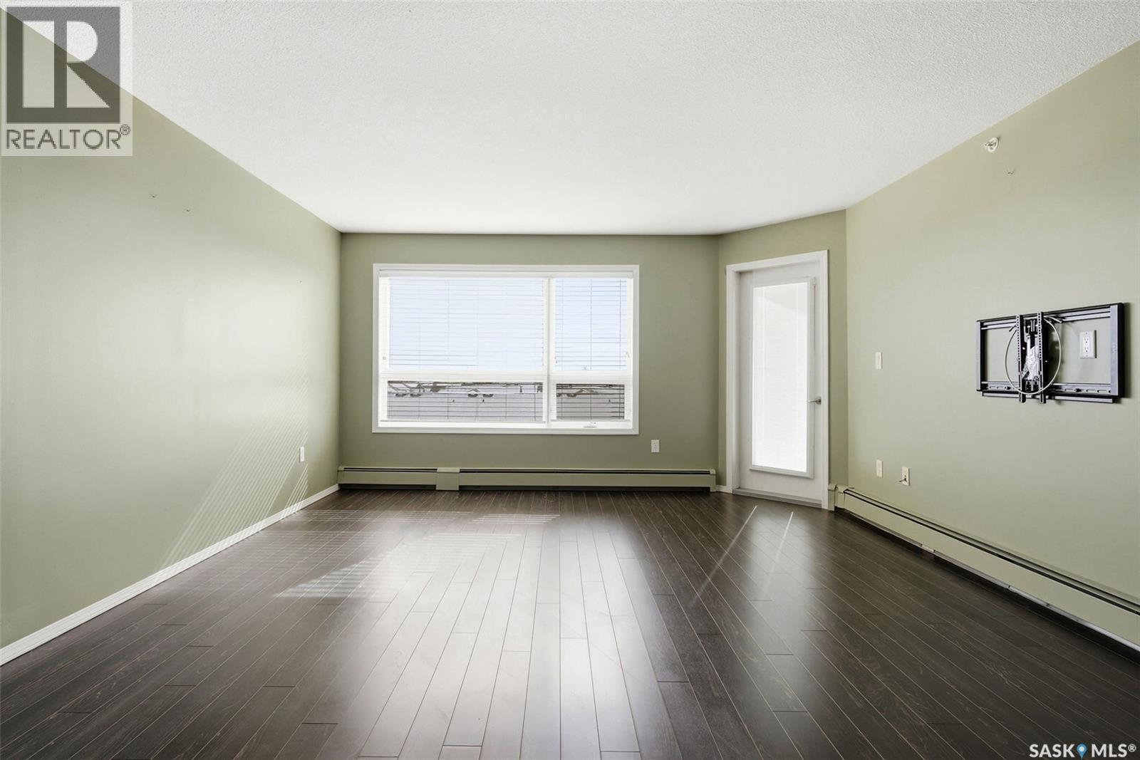 Single Family House Low rise for Sale in   Windsor Park ROAD Regina 