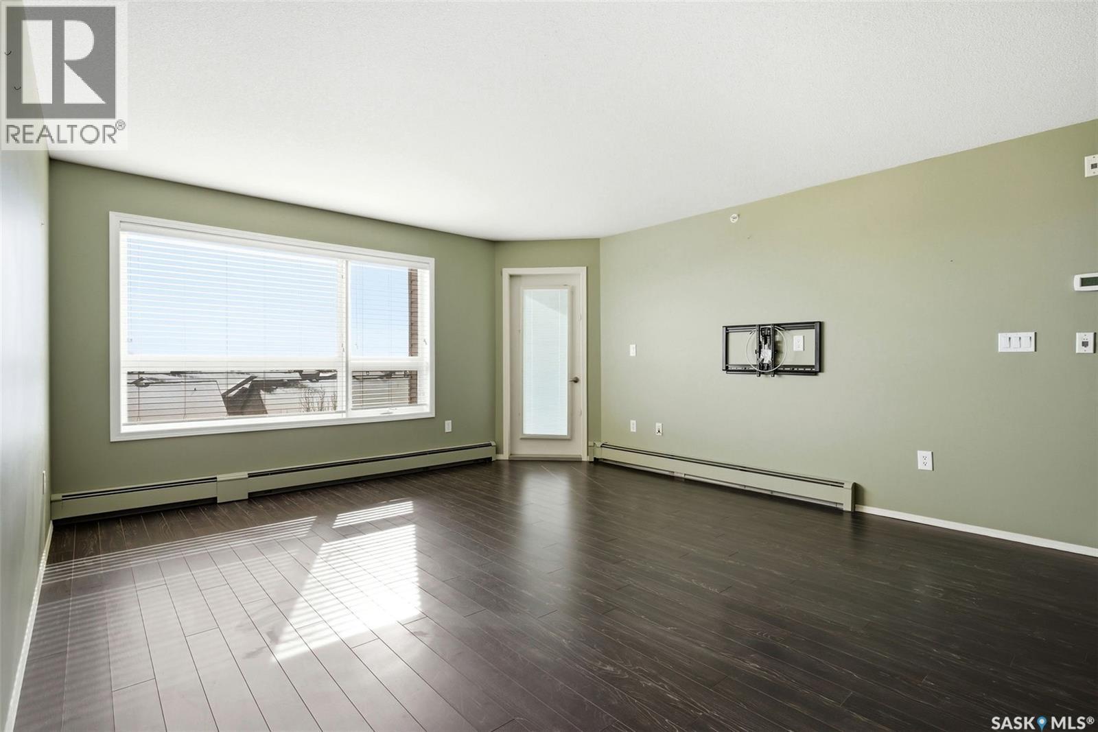 Single Family House Low rise for Sale in   Windsor Park ROAD Regina 