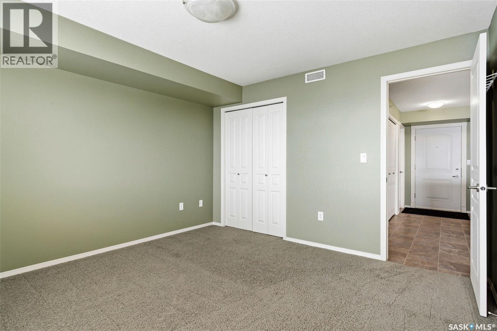 Single Family House Low rise for Sale in   Windsor Park ROAD Regina 