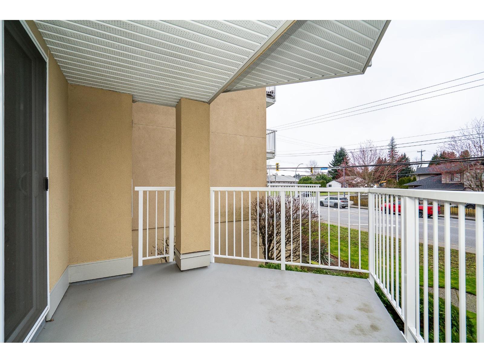 105 2410 EMERSON STREET, Abbotsford