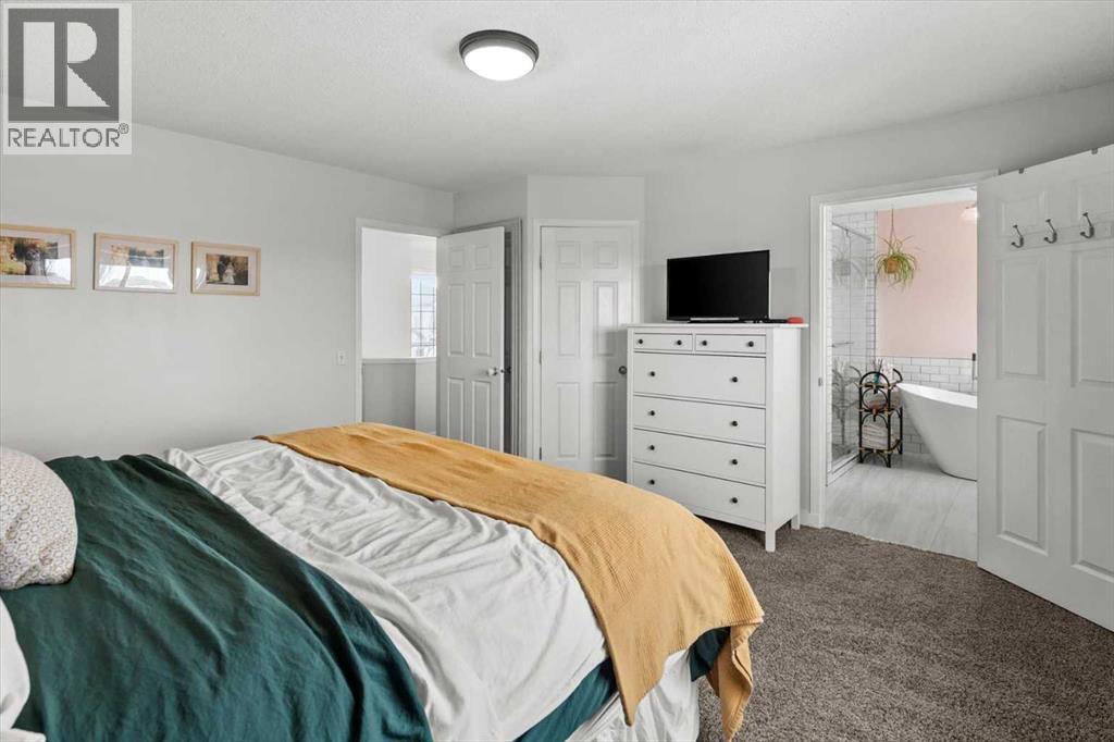 Single Family House for Sale in  Coville Circle  NE Coventry Hills Calgary 