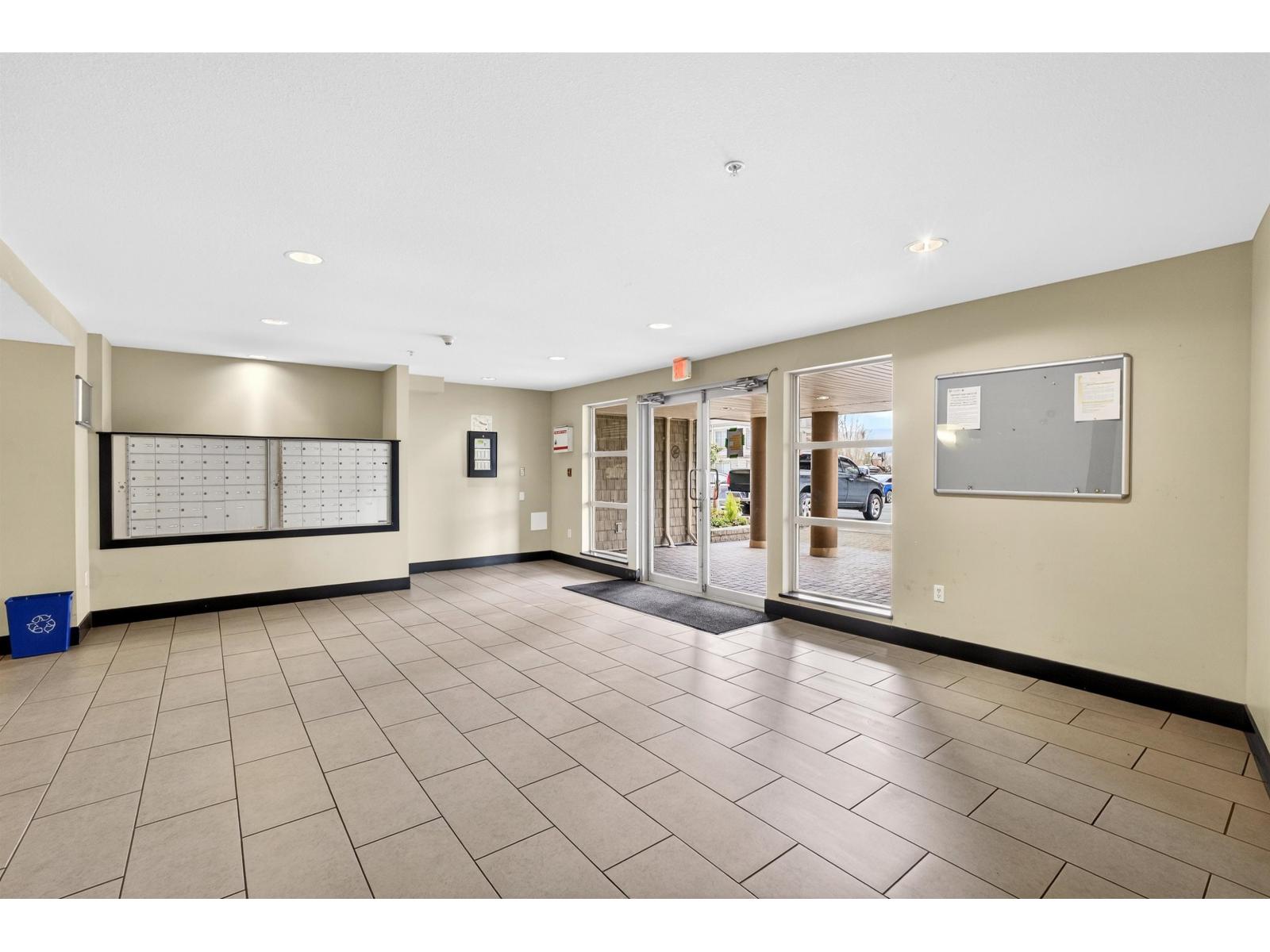 201 45559 YALE ROAD, Chilliwack Proper South, Chilliwack