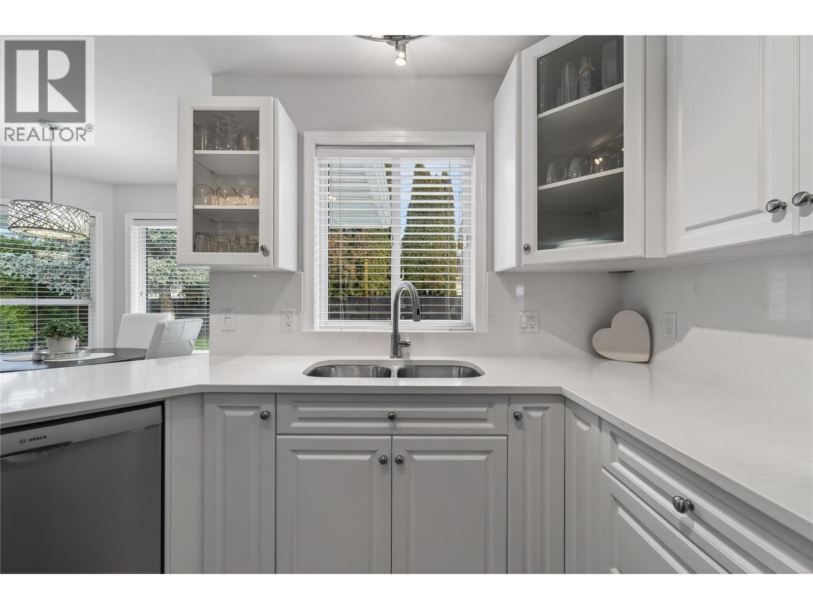 514 Forest Park Street, Sicamous