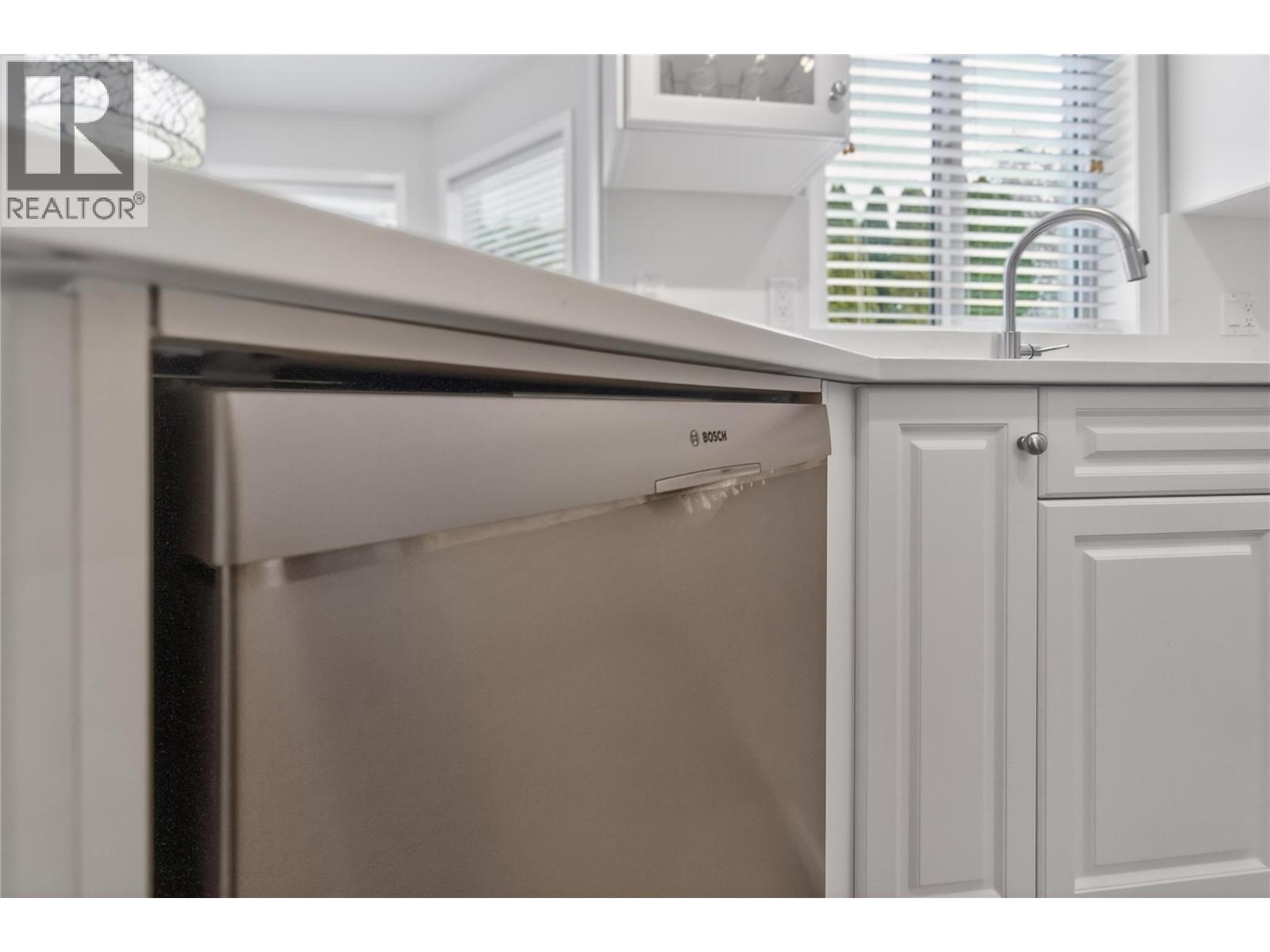 514 Forest Park Street, Sicamous