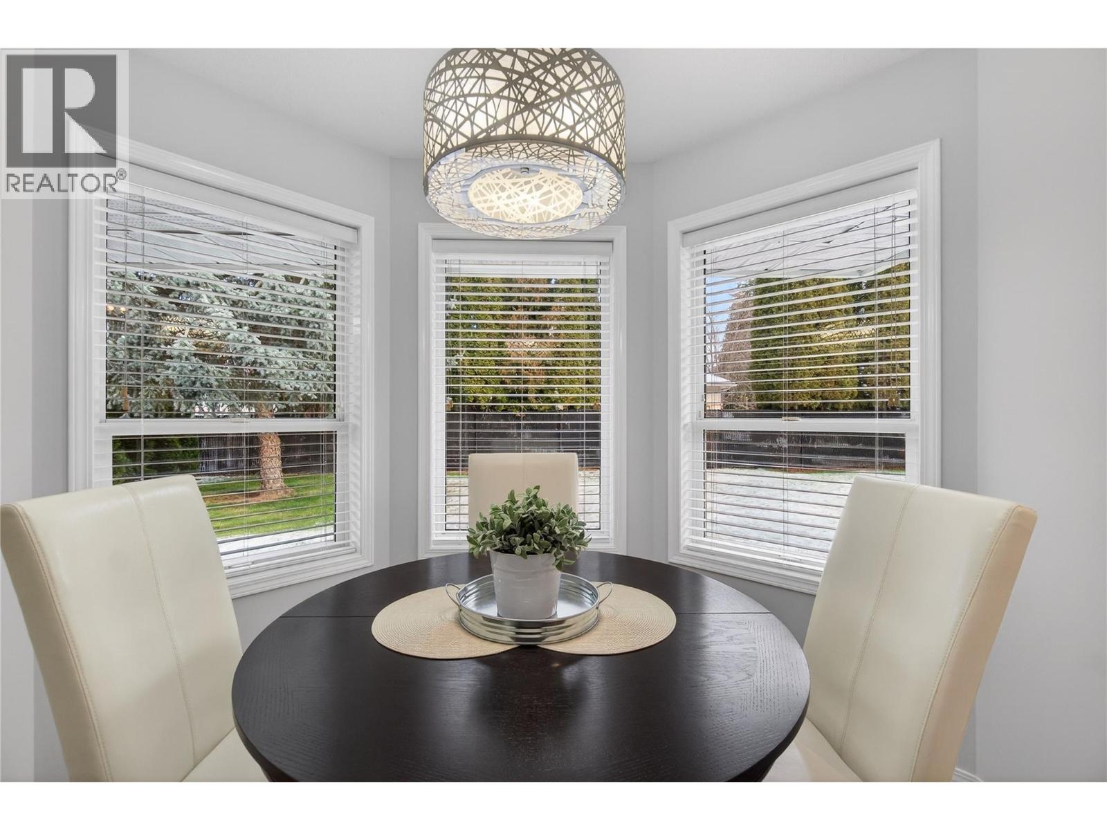 514 Forest Park Street, Sicamous