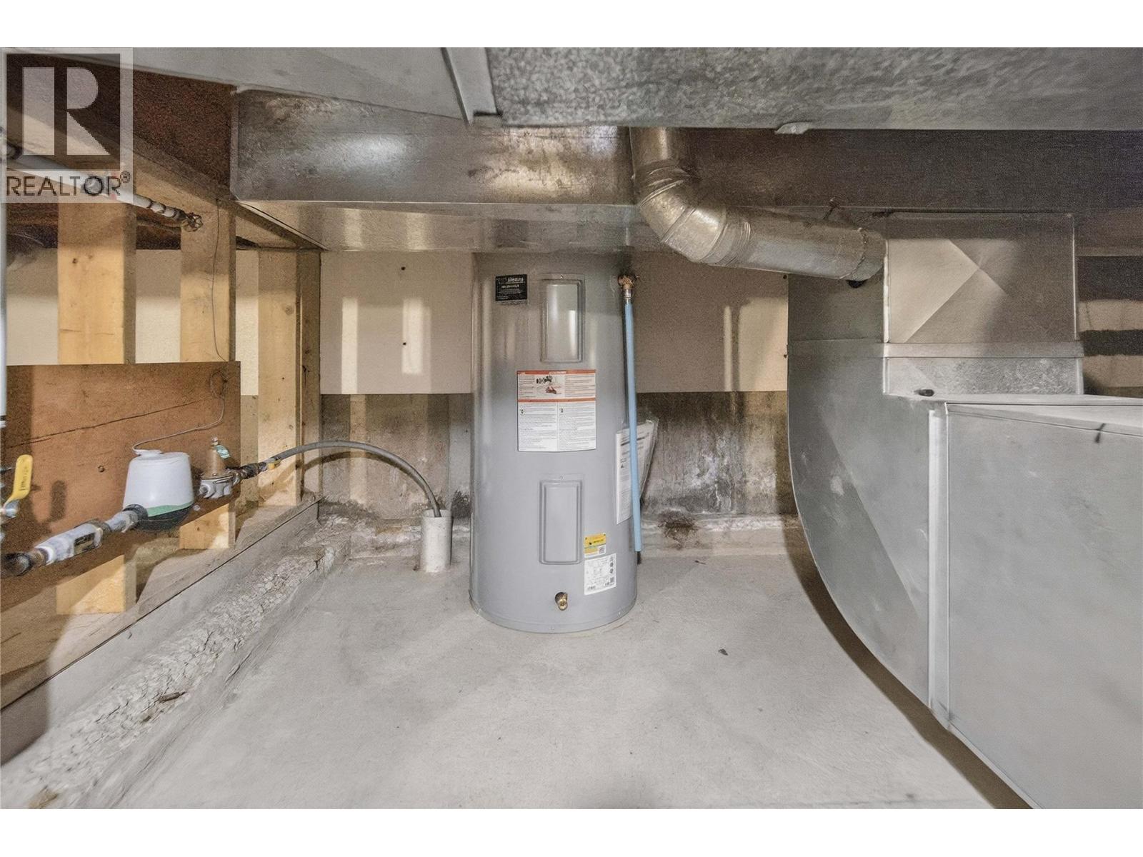 514 Forest Park Street, Sicamous