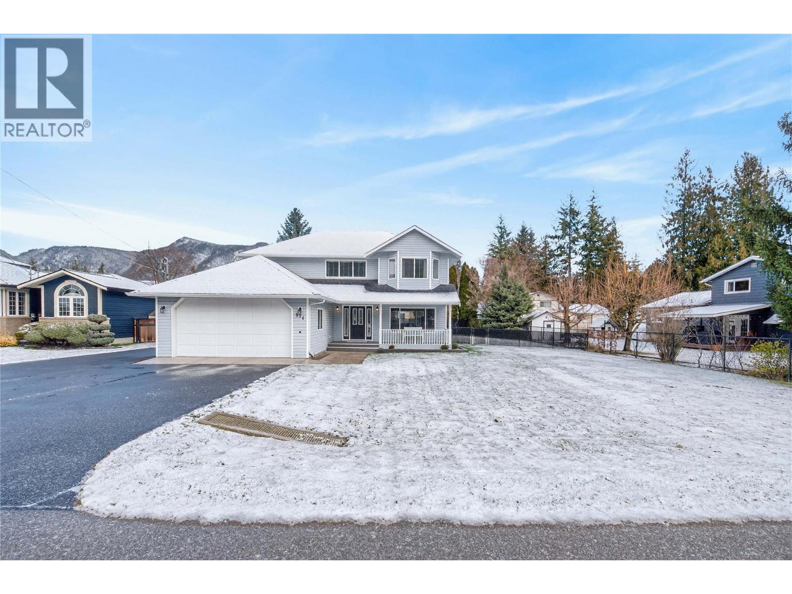 514 Forest Park Street, Sicamous