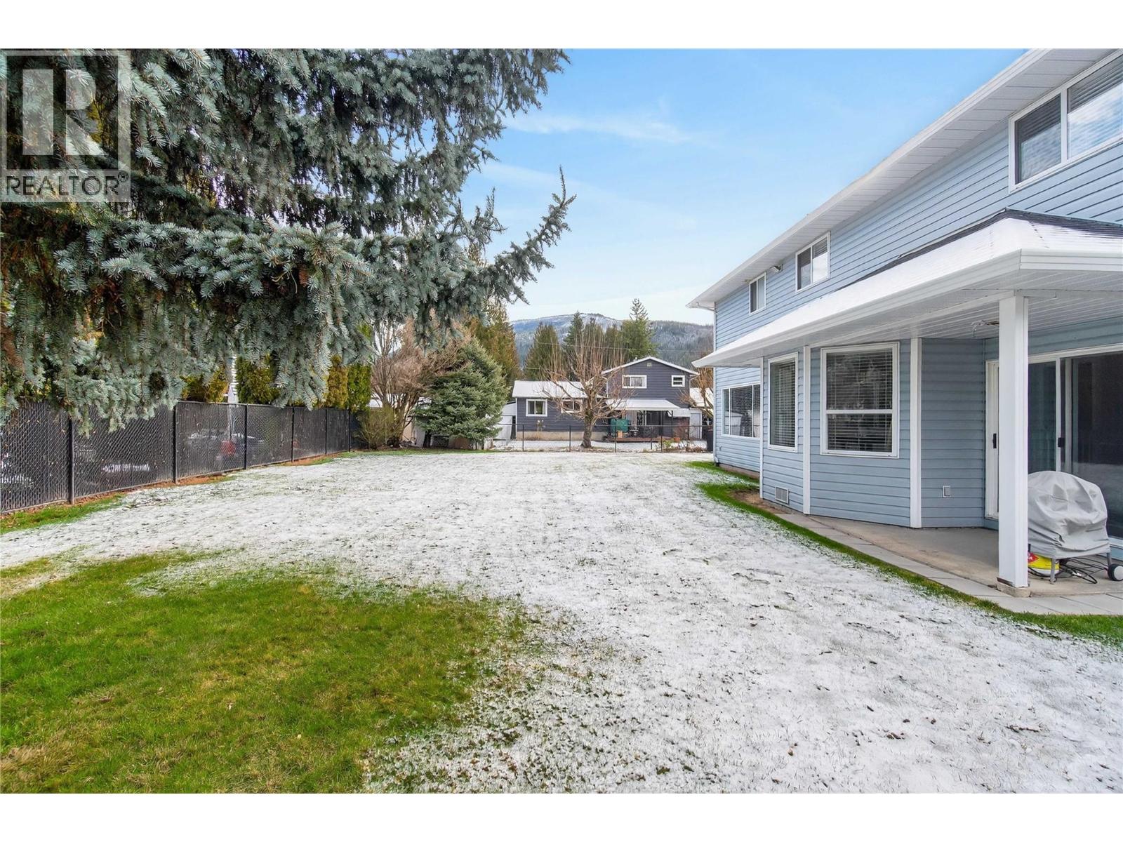 514 Forest Park Street, Sicamous