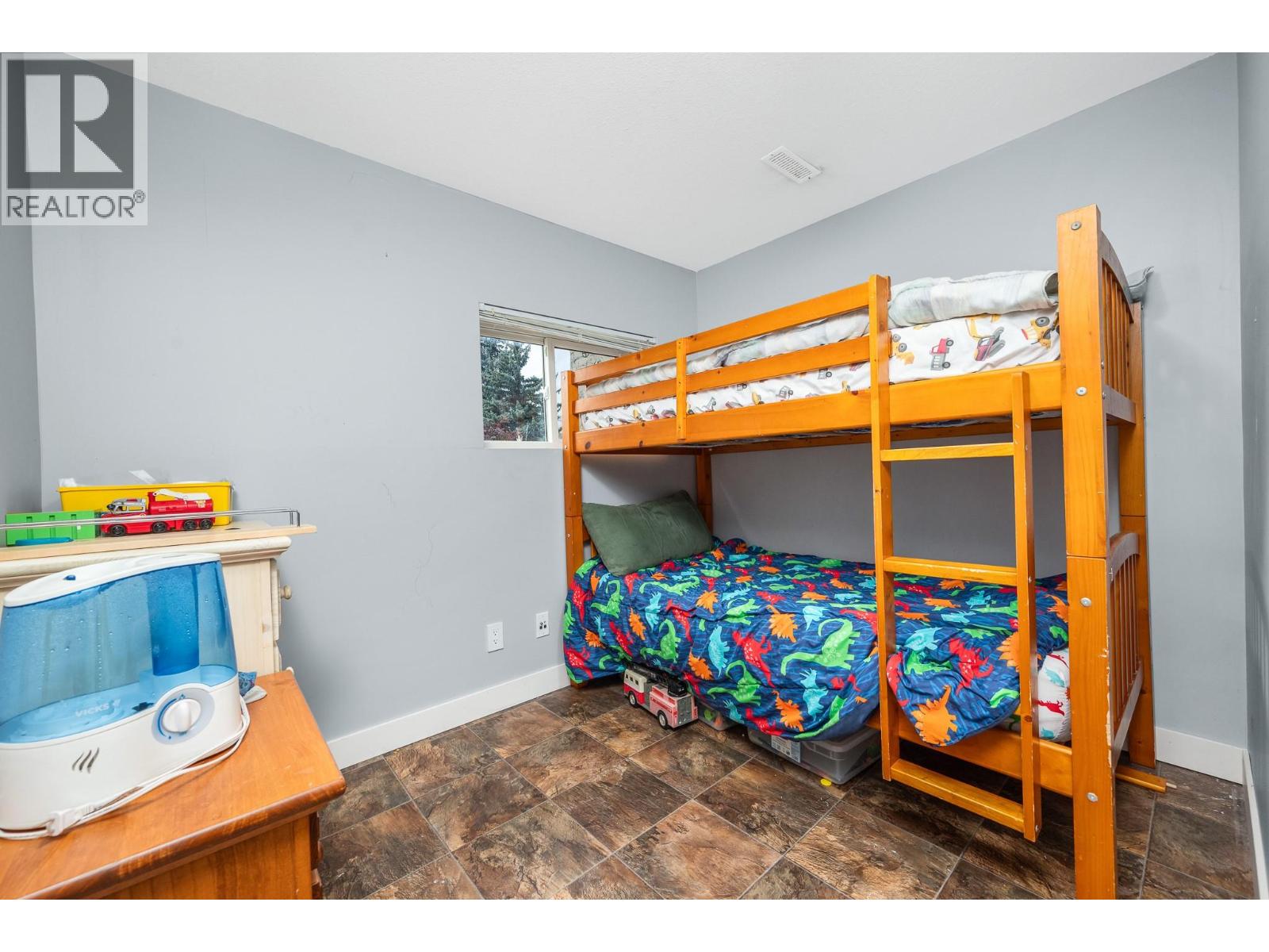 2003 21 Street, Vernon