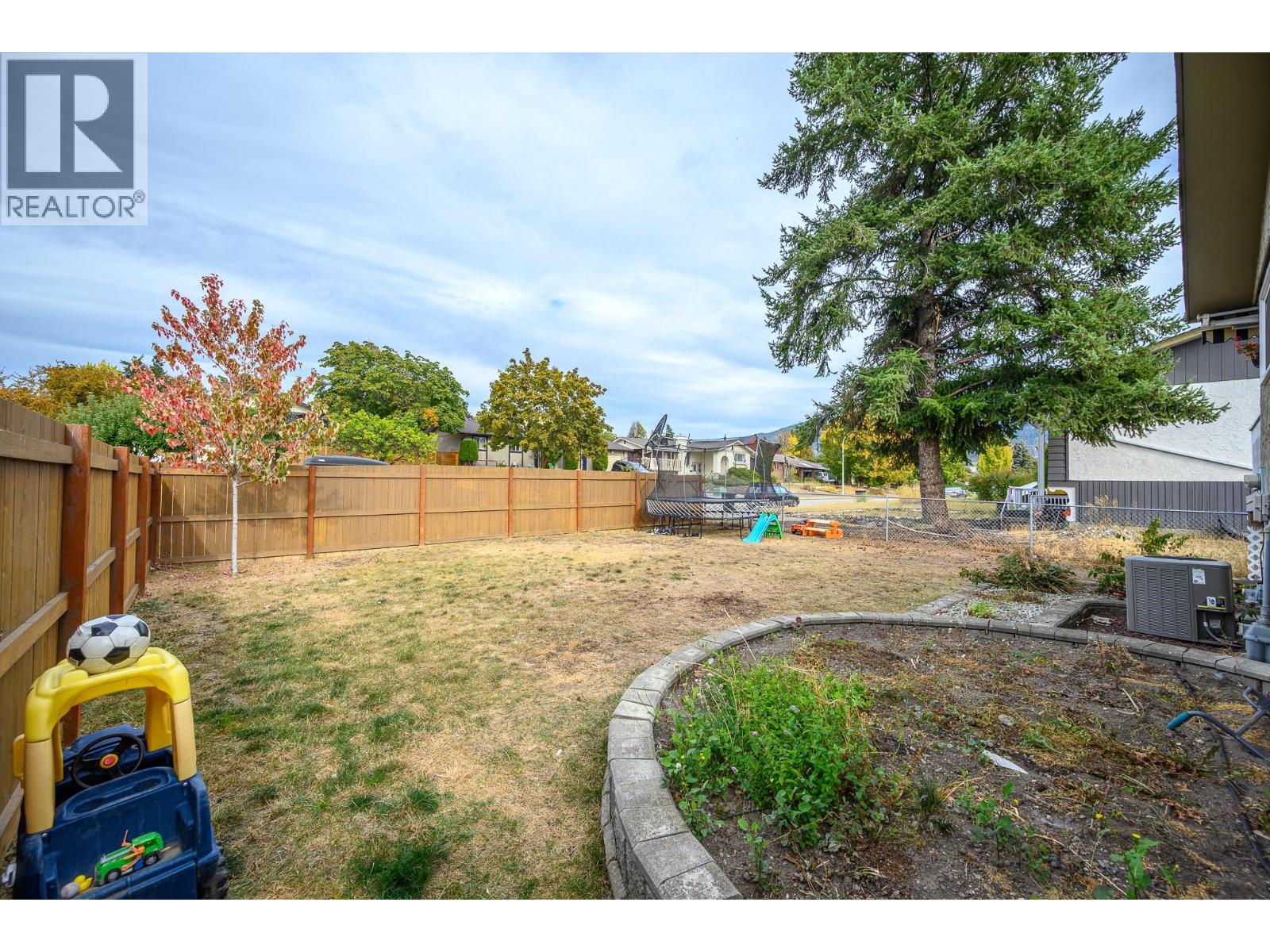 2003 21 Street, Vernon