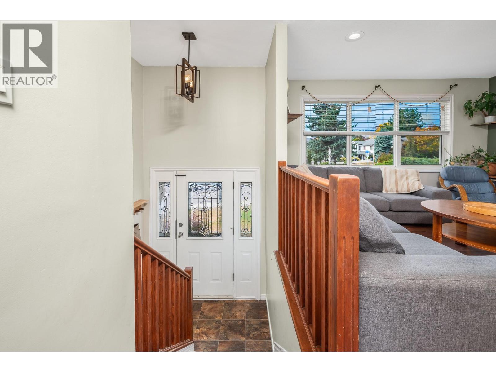 2003 21 Street, Vernon