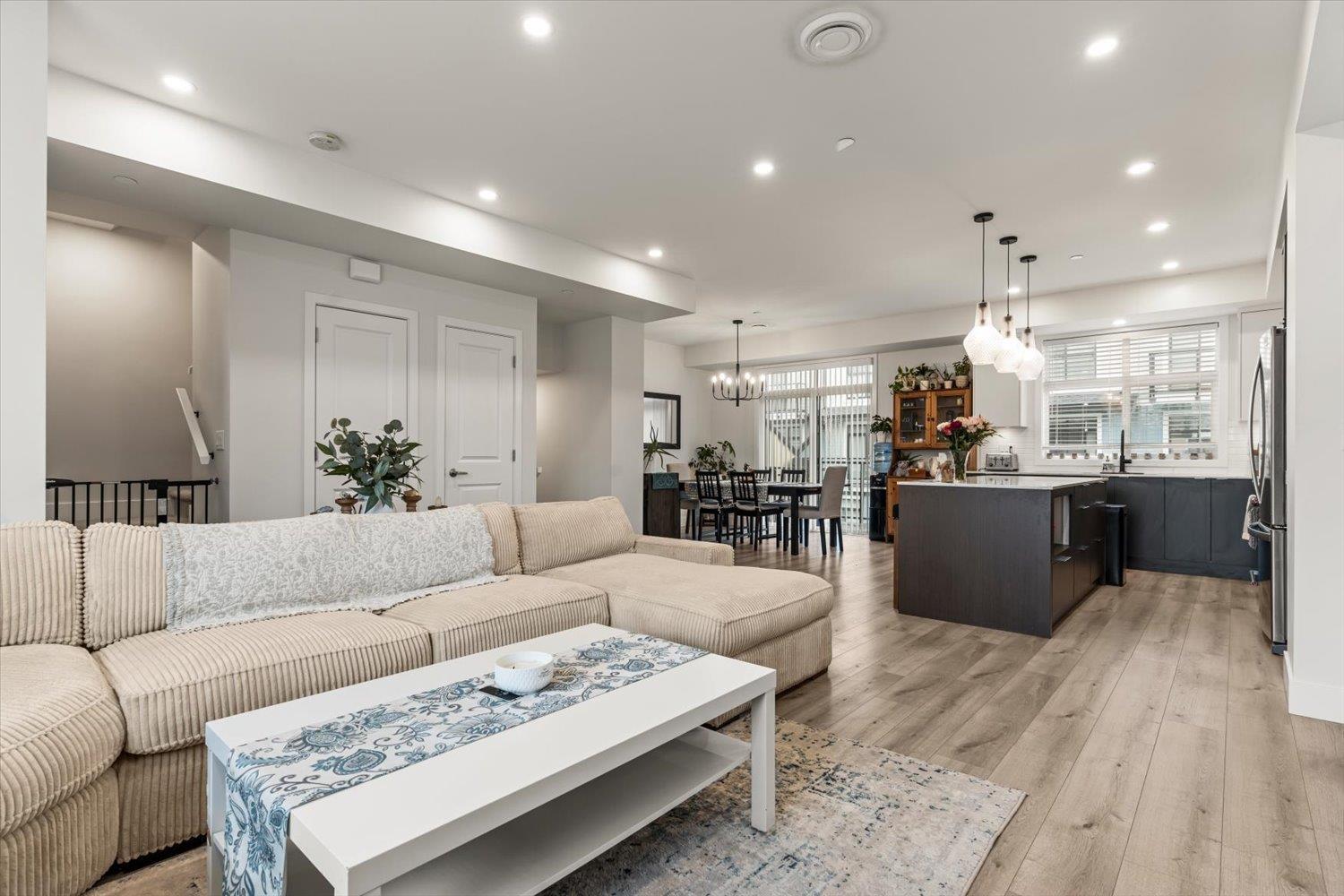 165 46211 PROMONTORY ROAD, Sardis South, Chilliwack