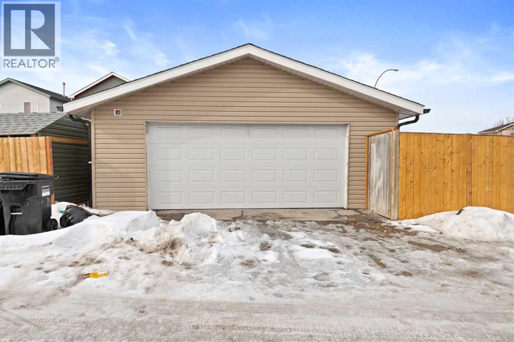 Single Family House 4 Level for Sale in  Martin Crossing Grove NE Martindale Calgary 