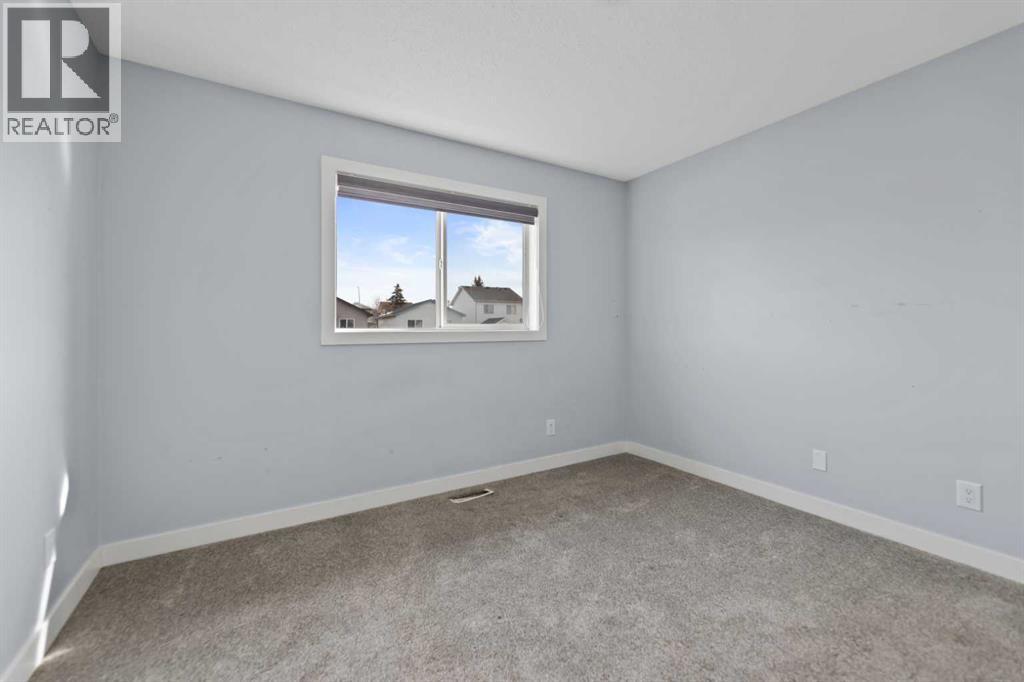 Single Family House 4 Level for Sale in  Martin Crossing Grove NE Martindale Calgary 