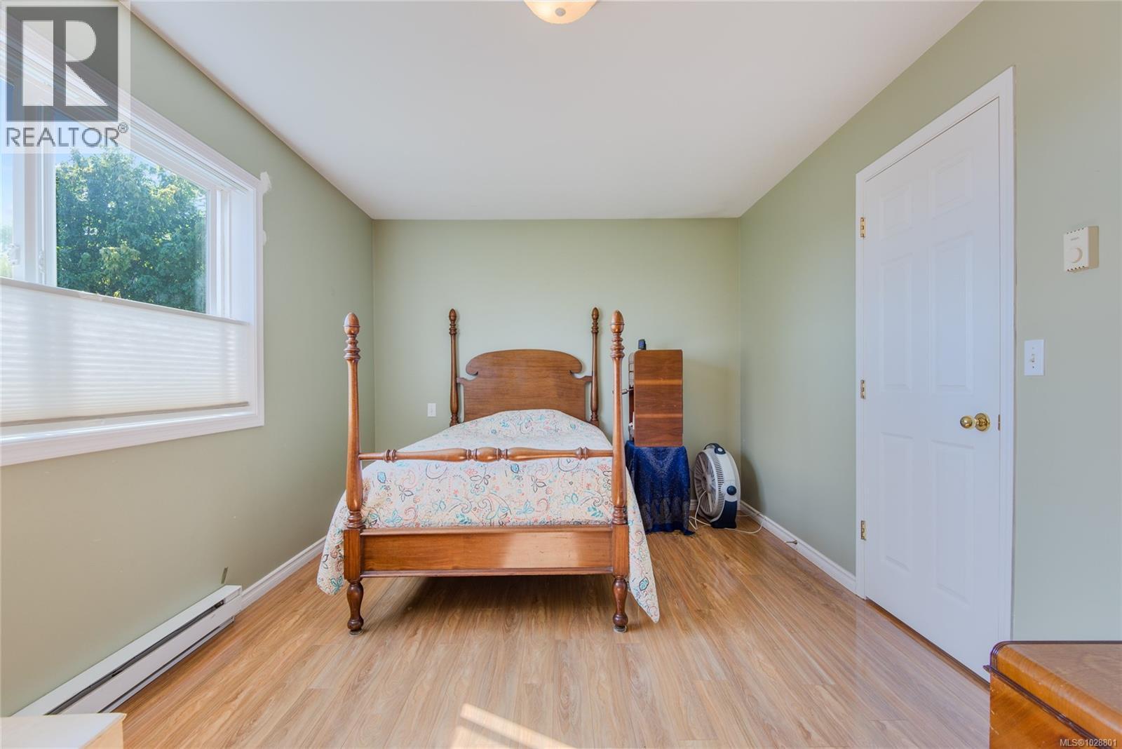 225 Larwood Rd - 25