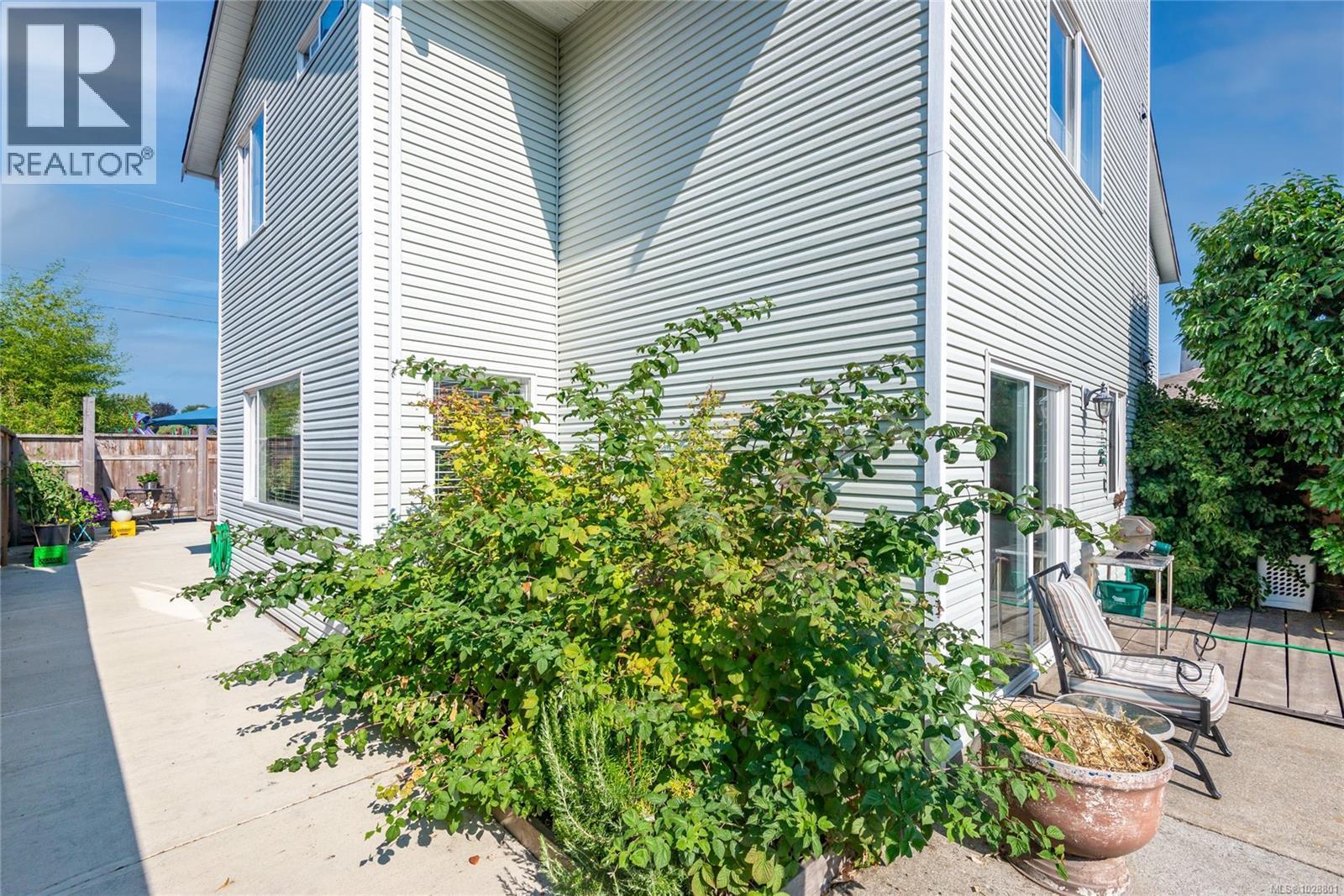 225 Larwood Rd - 34