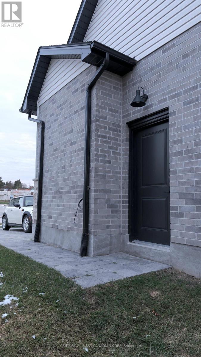 2190 LINKWAY BOULEVARD, London South (South A), Ontario