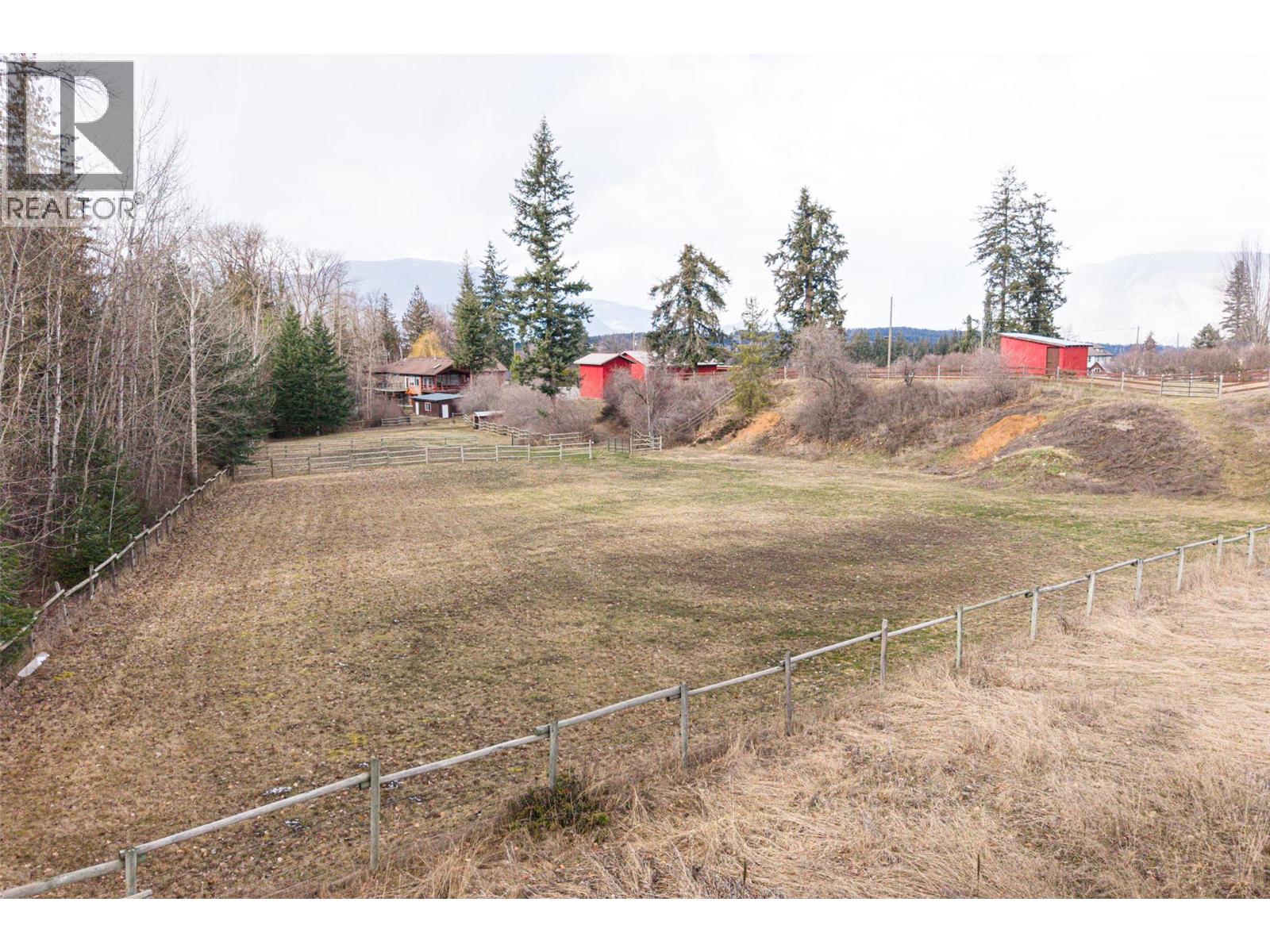  6440 Okanagan Avenue Southeast, Salmon Arm