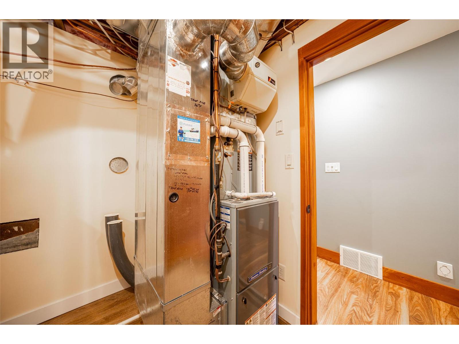  6440 Okanagan Avenue Southeast, Salmon Arm