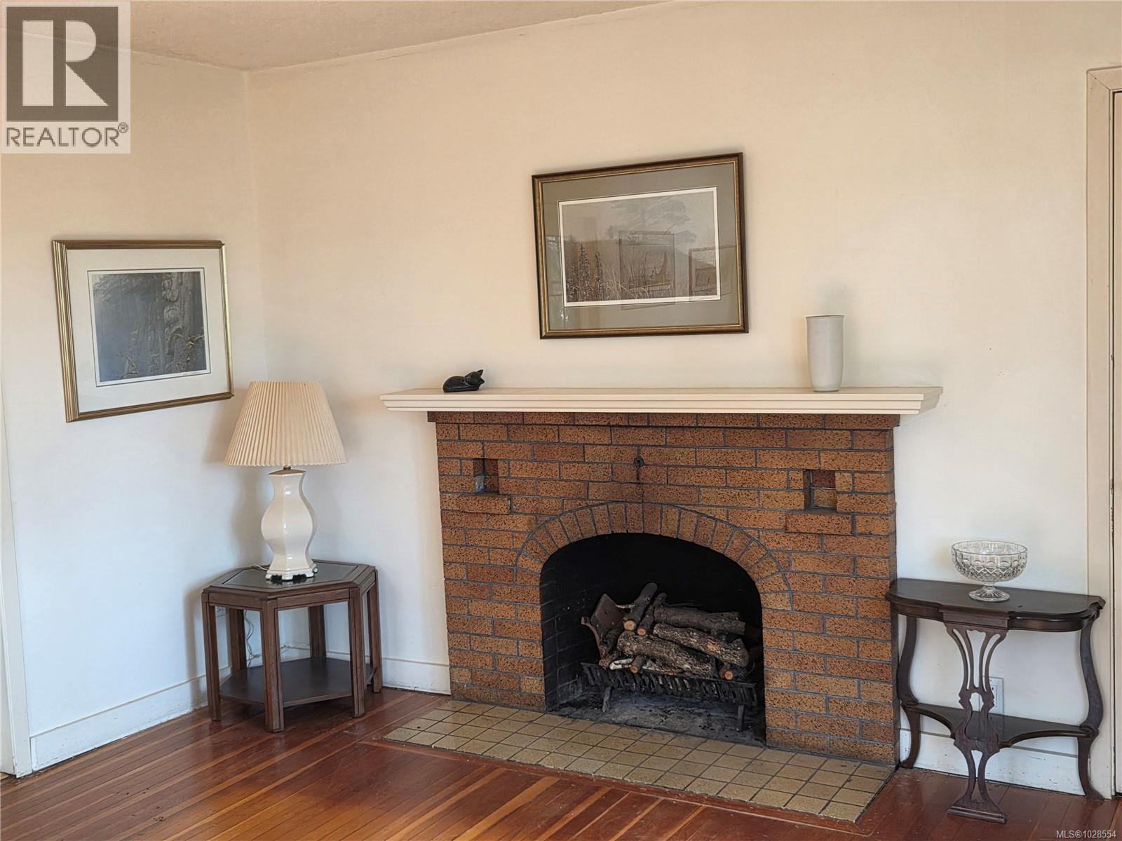 1254 Burnside Rd W - 4