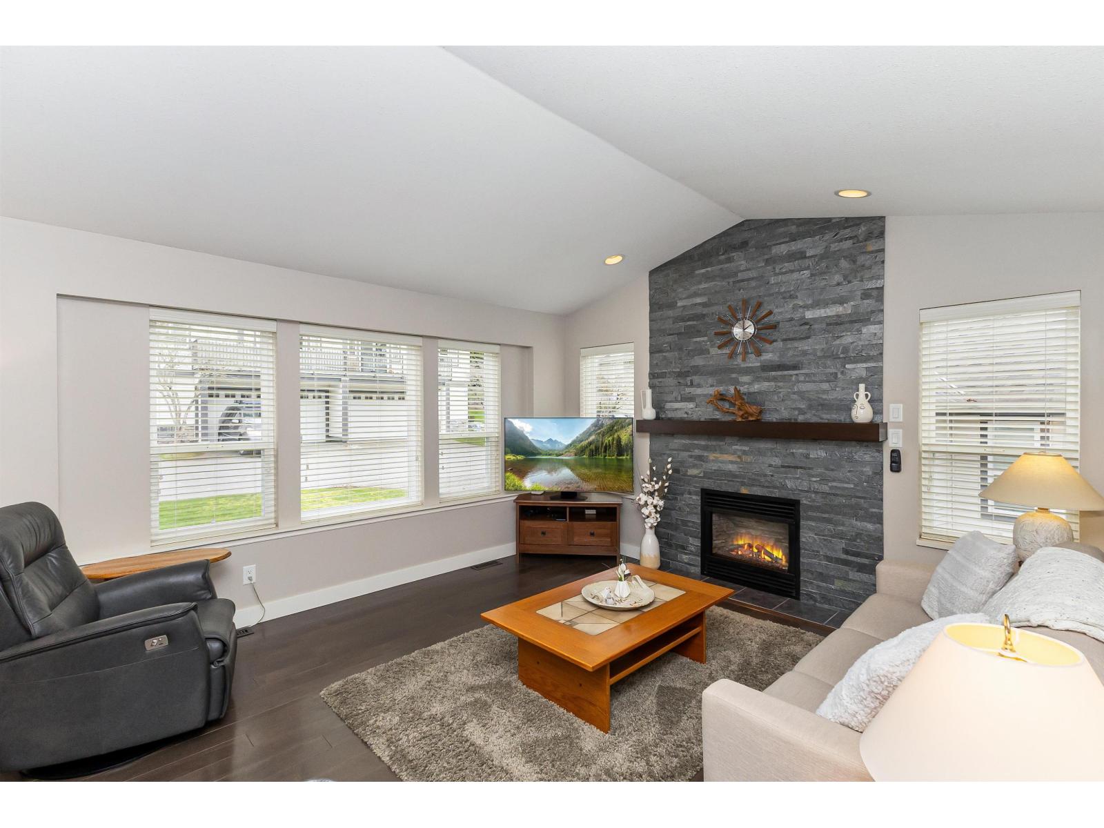 4 36099 MARSHALL ROAD, Abbotsford