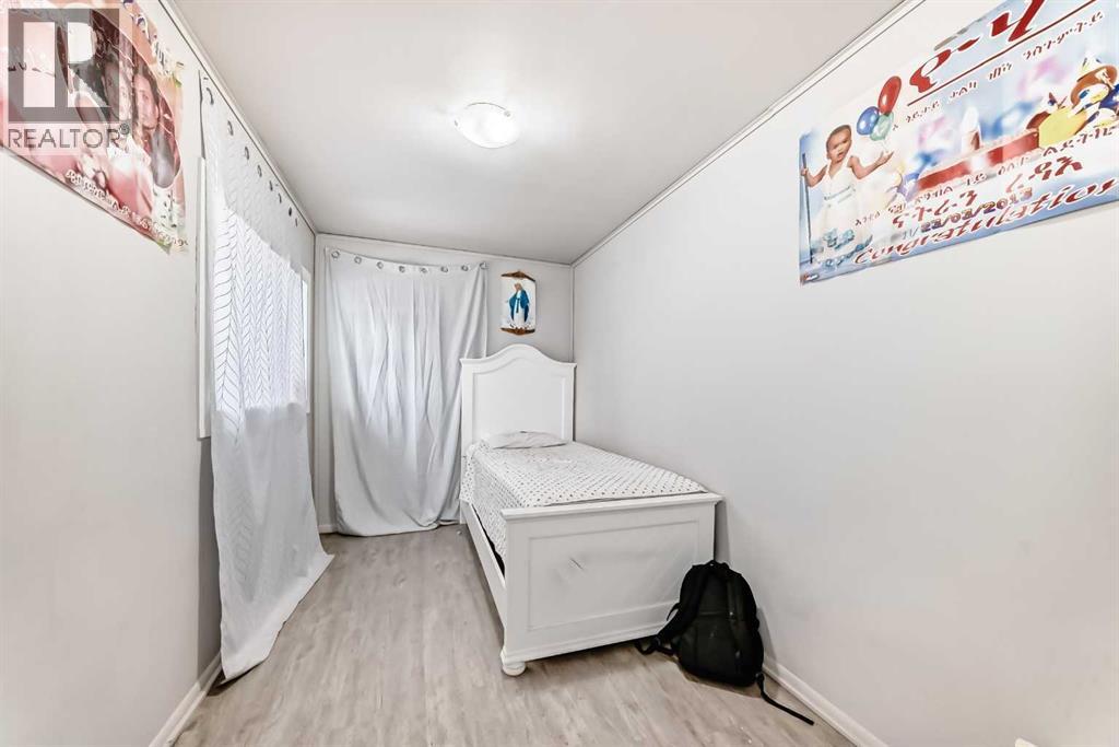 Single Family House Bungalow for Sale in   Street SE Southview Calgary 