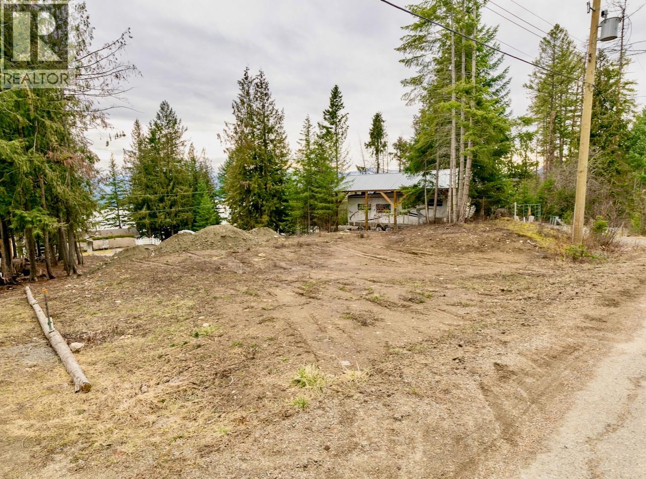 5258 Meadow Creek Crescent Lot# 20, Celista