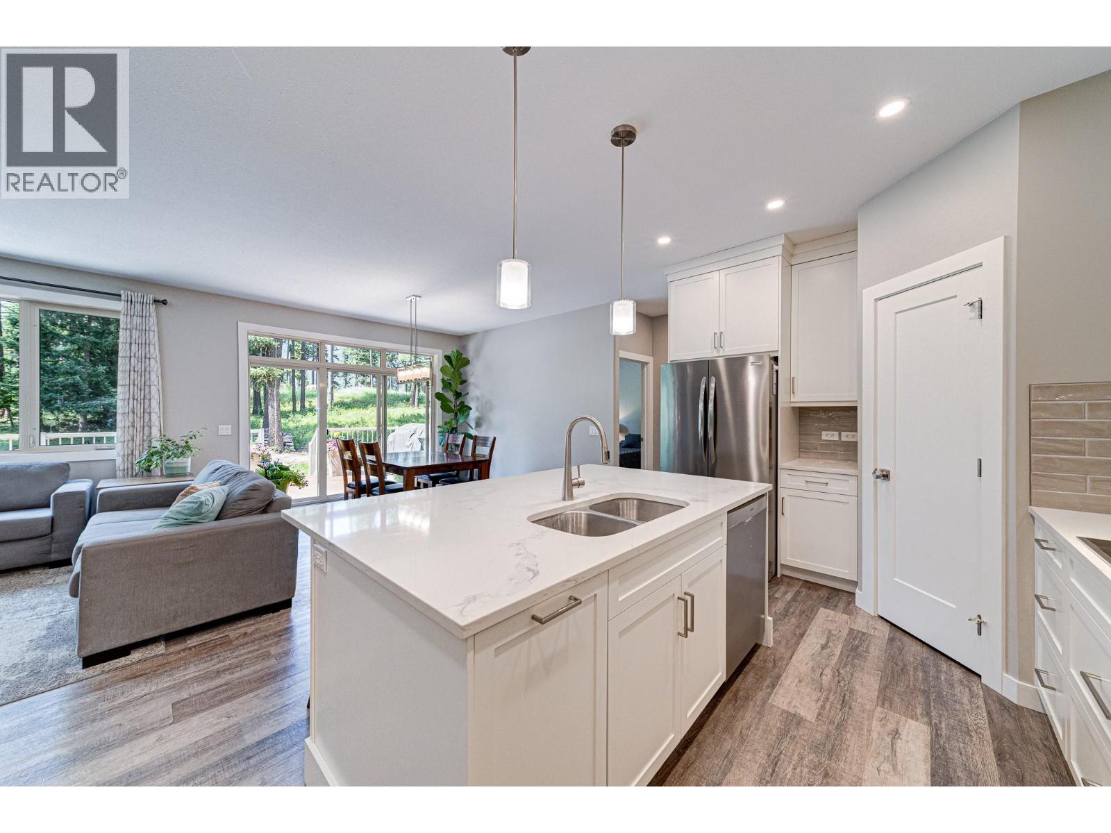 2041 Golden Eagle Drive, Sparwood