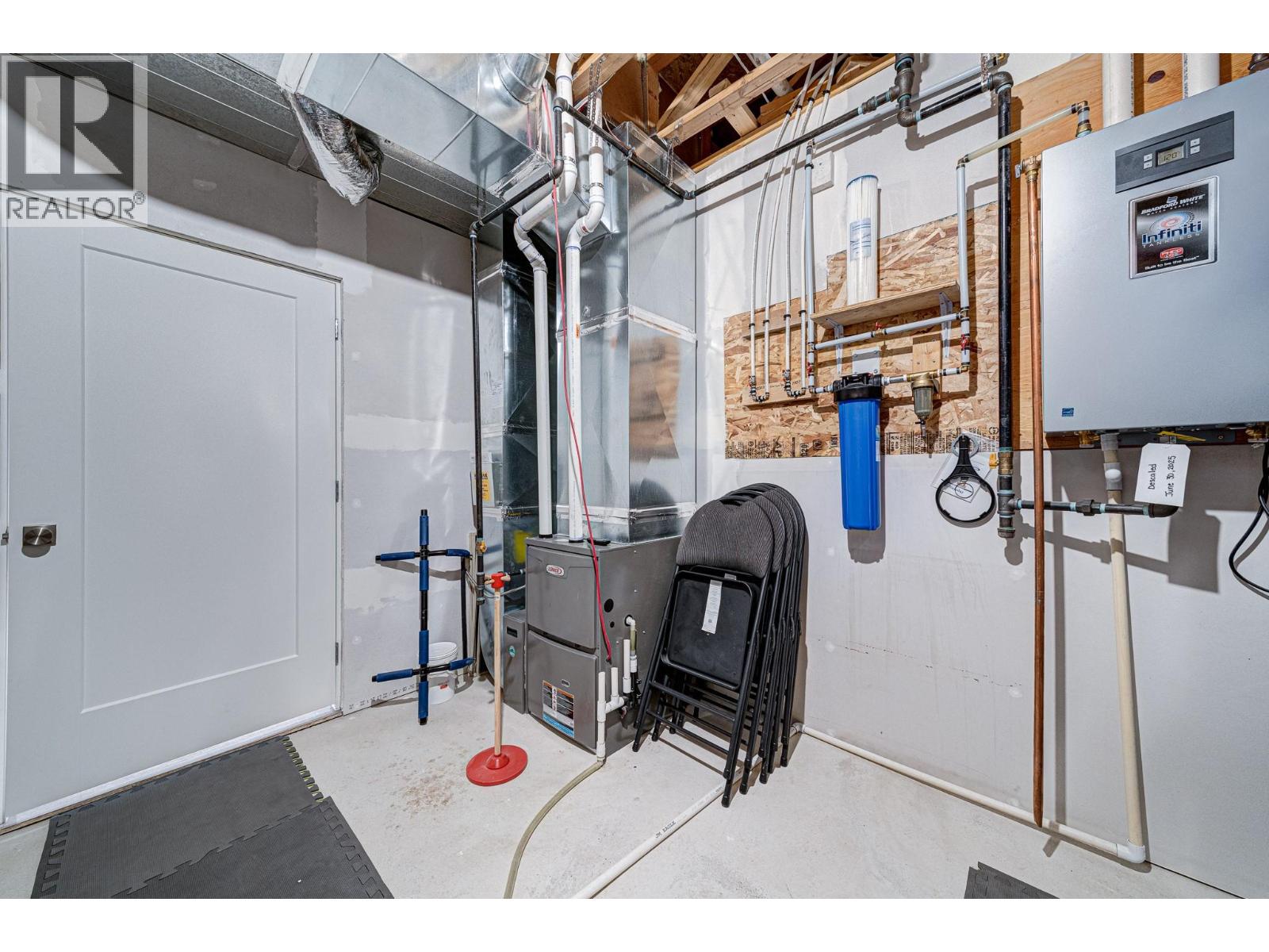 2041 Golden Eagle Drive, Sparwood