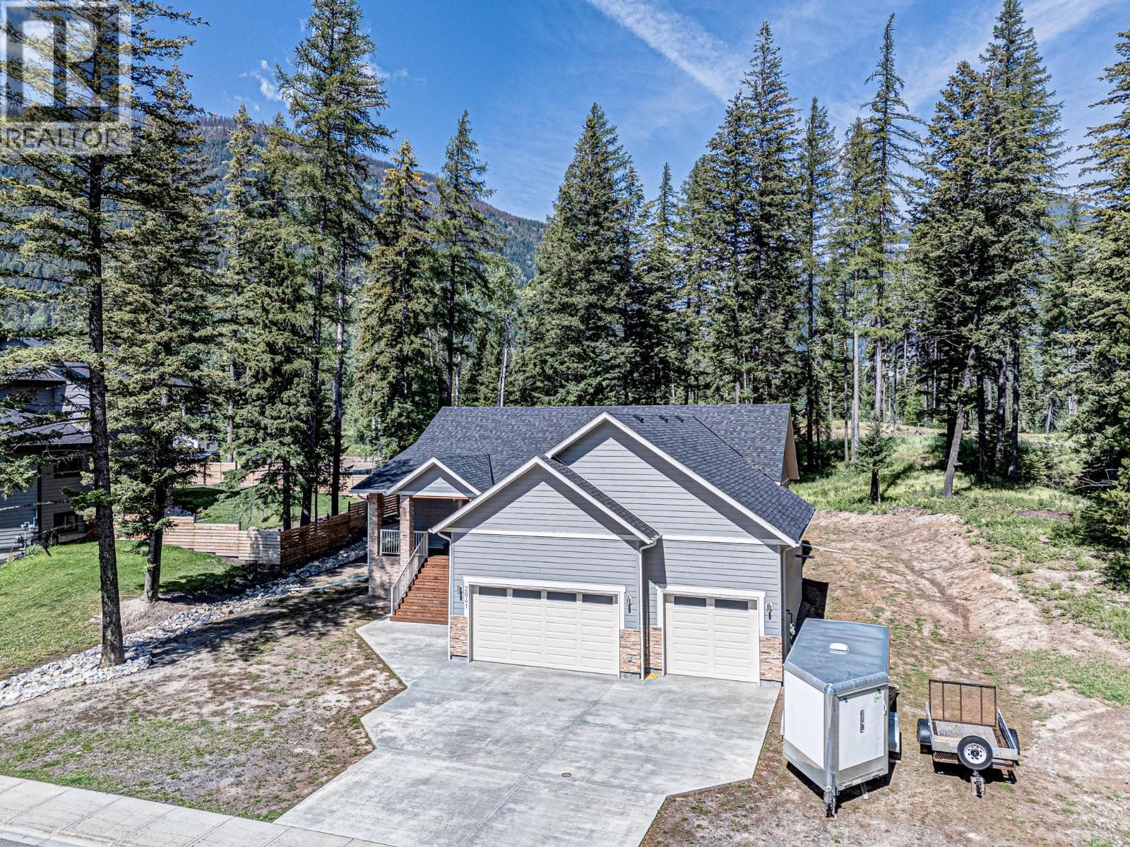 2041 Golden Eagle Drive, Sparwood