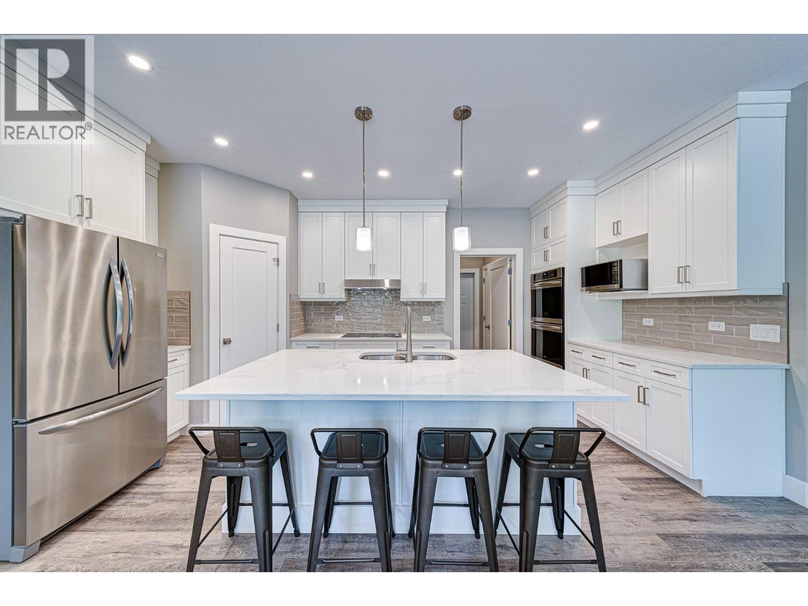 2041 Golden Eagle Drive, Sparwood