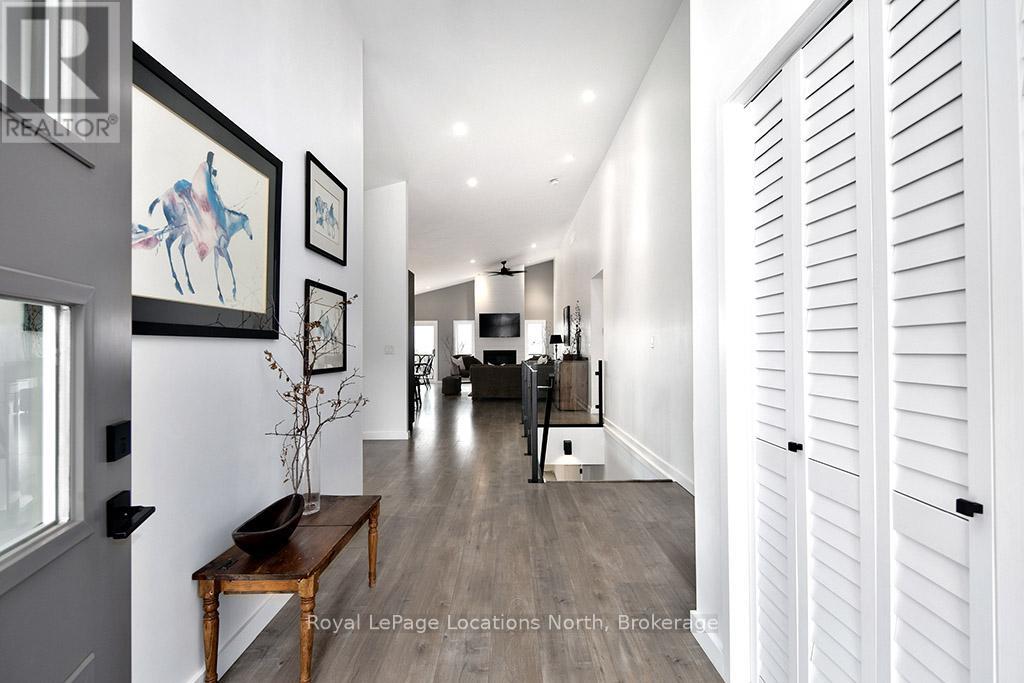 145 ST VINCENT CRESCENT - 3