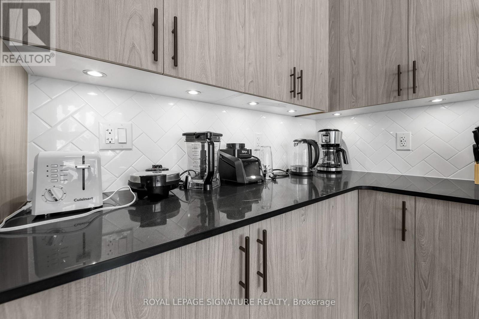 280 SAPLING GROVE S - 11