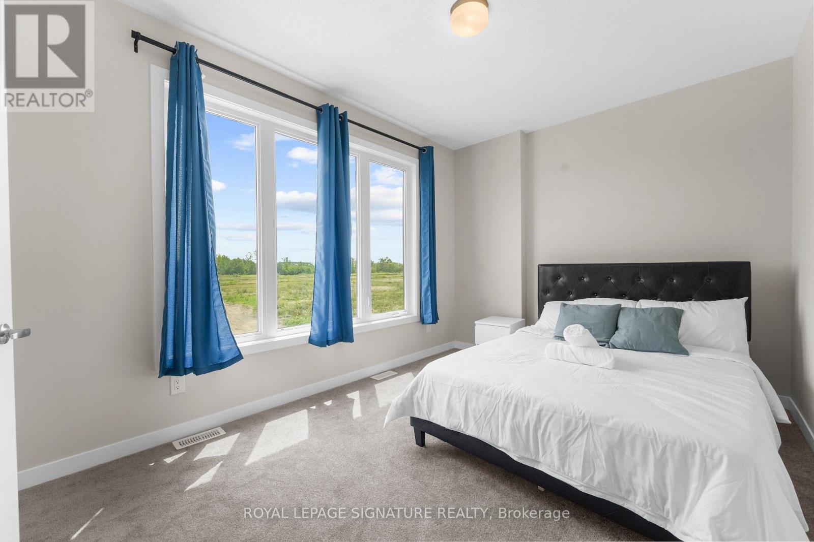 280 SAPLING GROVE S - 20