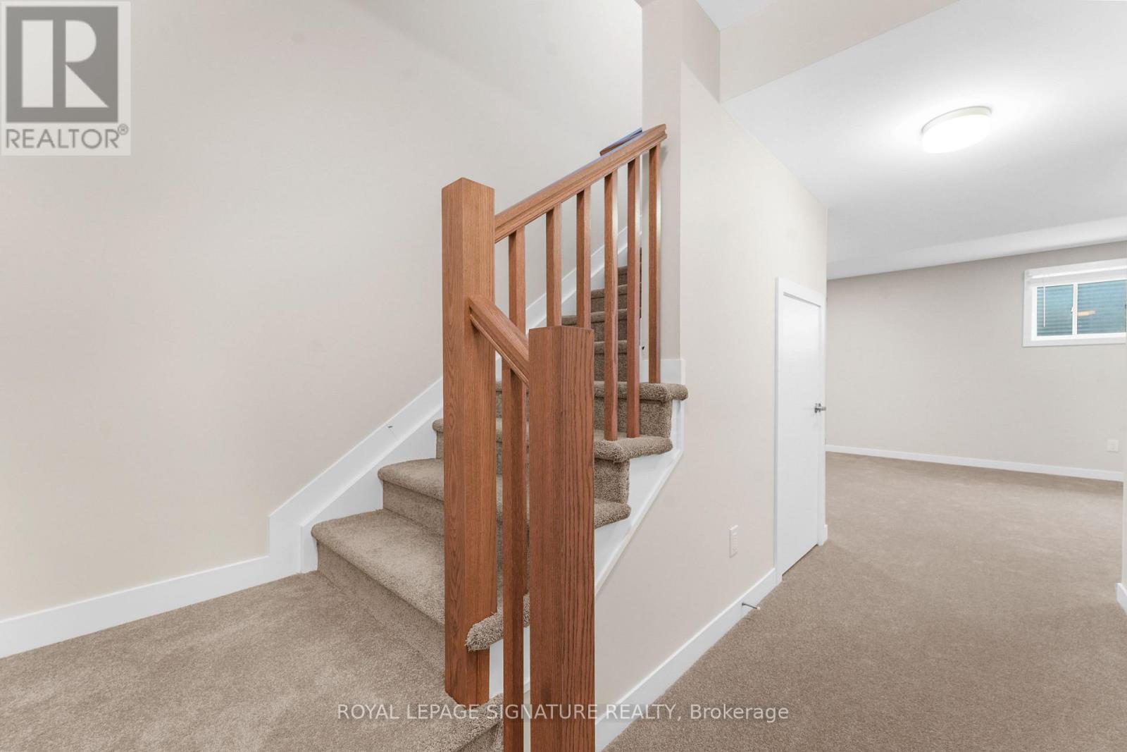 280 SAPLING GROVE S - 32