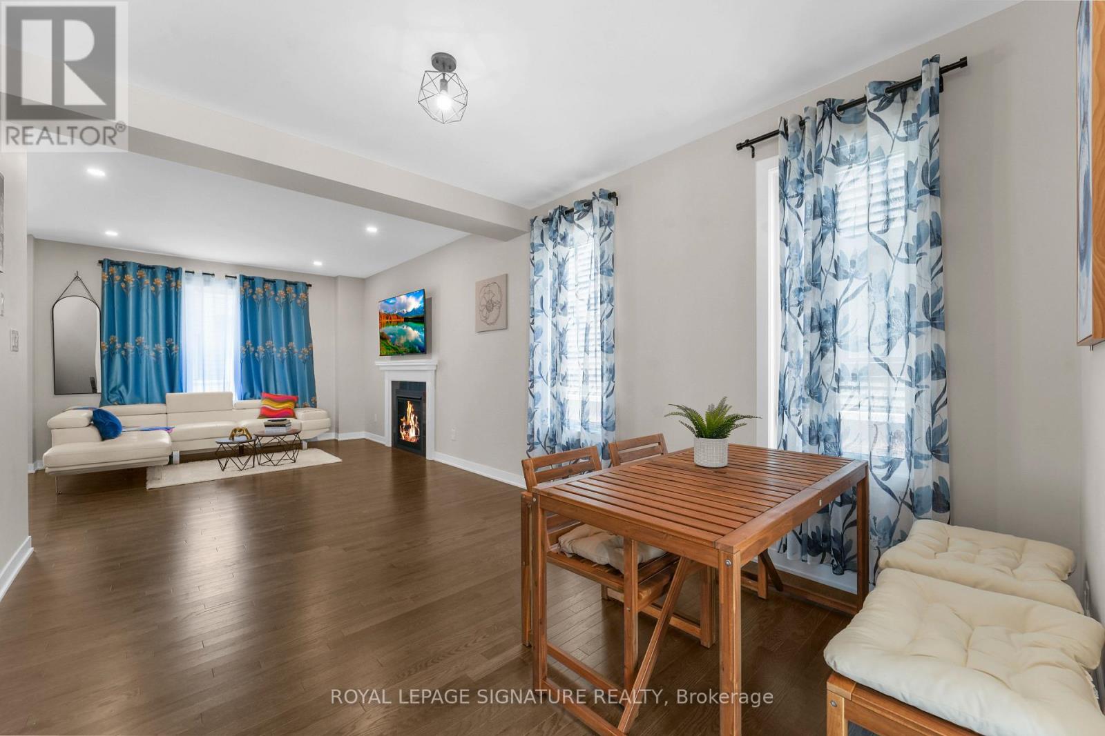 280 SAPLING GROVE S - 5