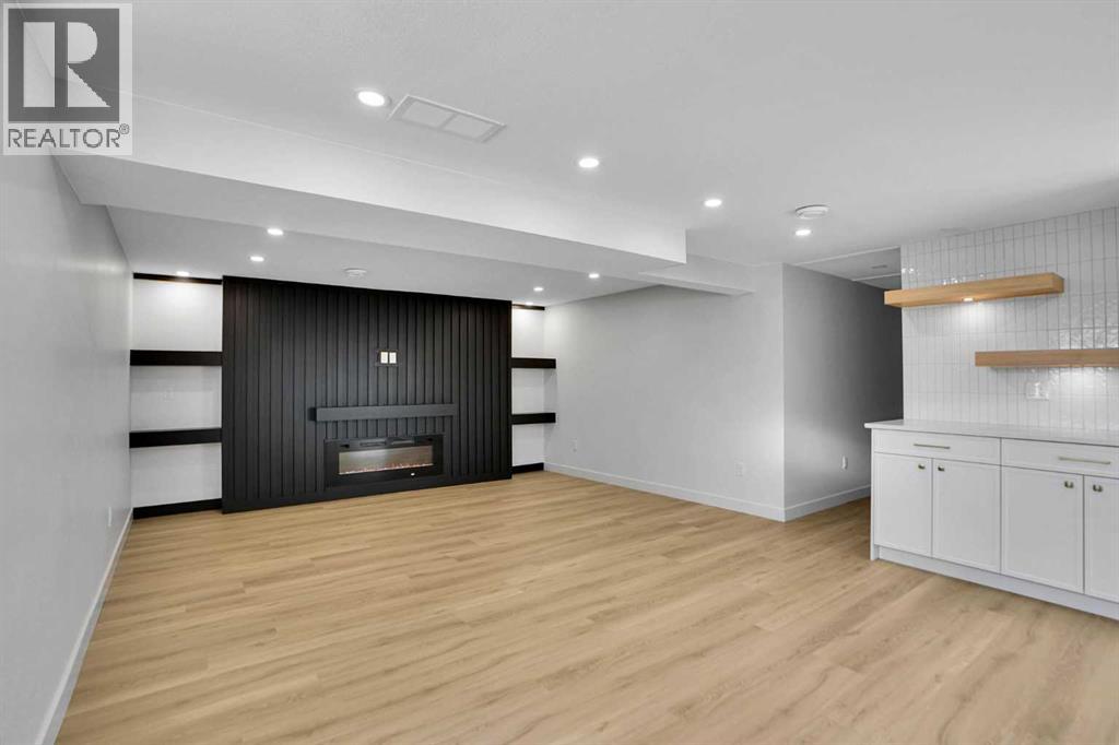 Single Family House Bungalow for Sale in  Ferncliff Crescent SE Fairview Calgary 