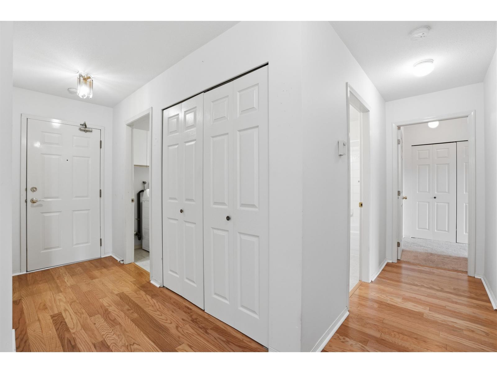 305 2410 EMERSON STREET, Abbotsford