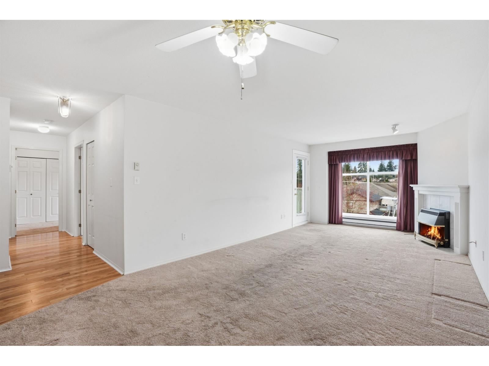 305 2410 EMERSON STREET, Abbotsford