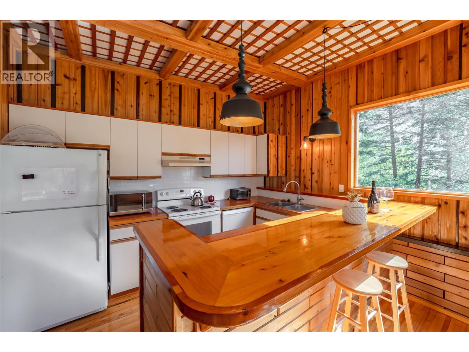 2636 11th Street, Olalla