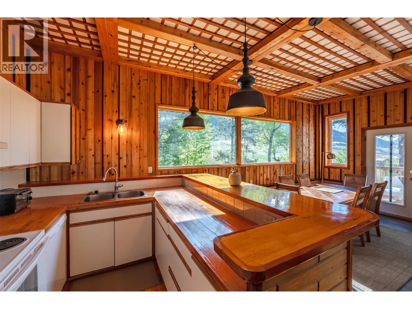 2636 11th Street, Olalla